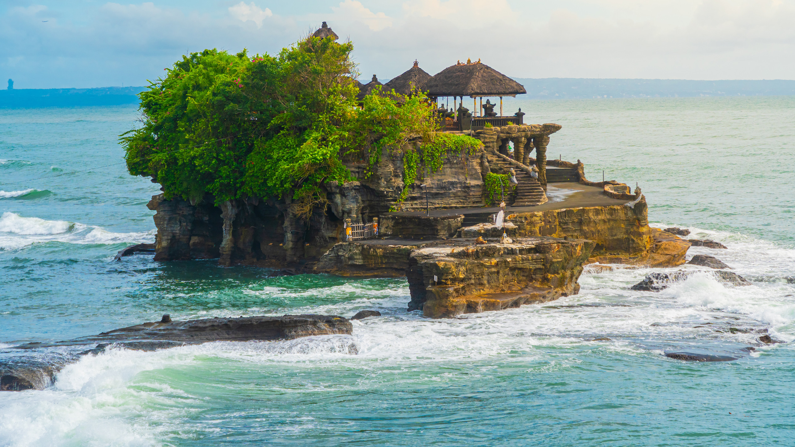 Restaurant on the rock in Bali - Book your Bali package