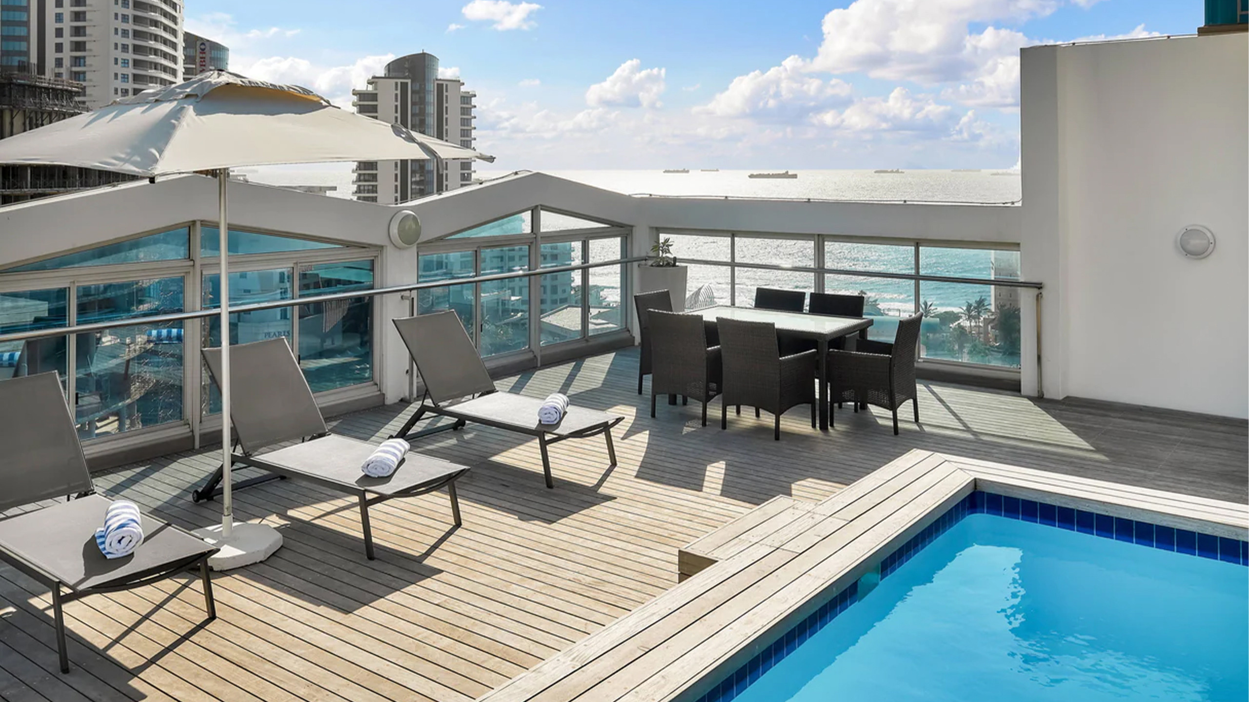 Protea Hotel by Marriott Durban Umhlanga pool