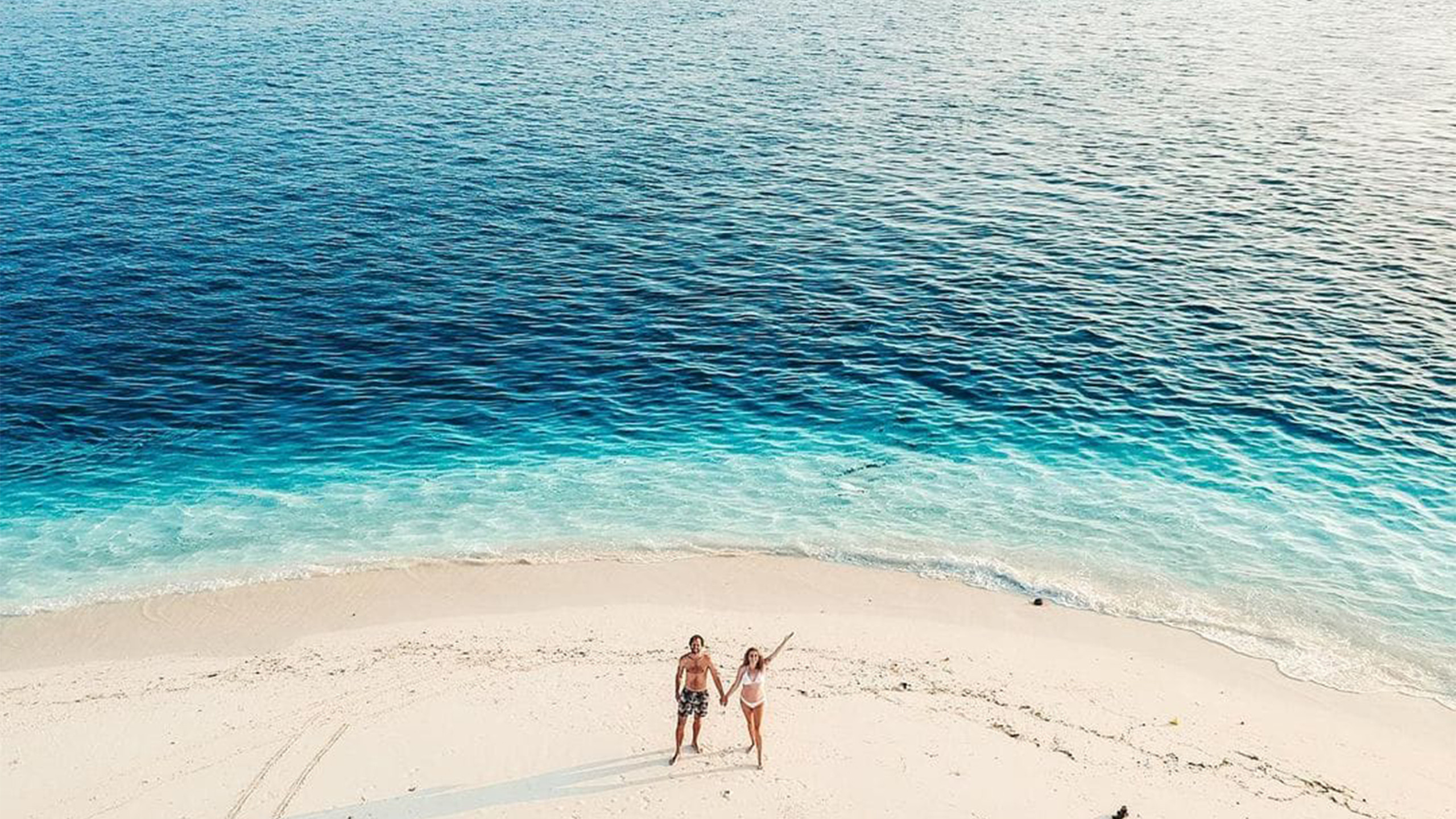 Adaaran Club Rannalhi Maldives beach