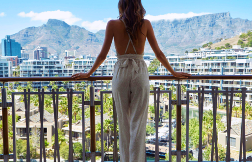 Cape Town Table Mountain pool view