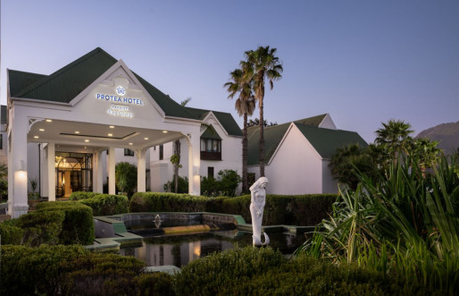 Protea Hotel by Marriott George King George