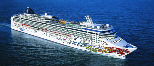This sparkling cruise ship is the perfect choice for year-round cruises in style.